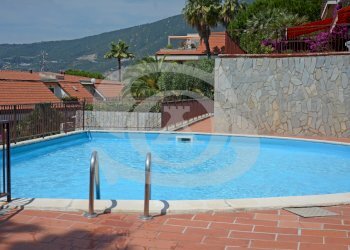 Piscina3.jpg - Monolocale Viale dei Pepi 13, Ospedaletti - foto 27