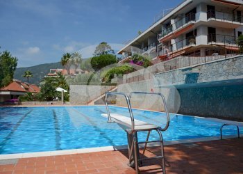 Piscina4.jpg - Monolocale Viale dei Pepi 13, Ospedaletti - foto 28