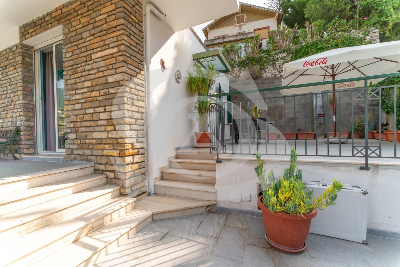 foto-1.jpg - Bilocale Viale dei pepi 1, Ospedaletti - foto 3