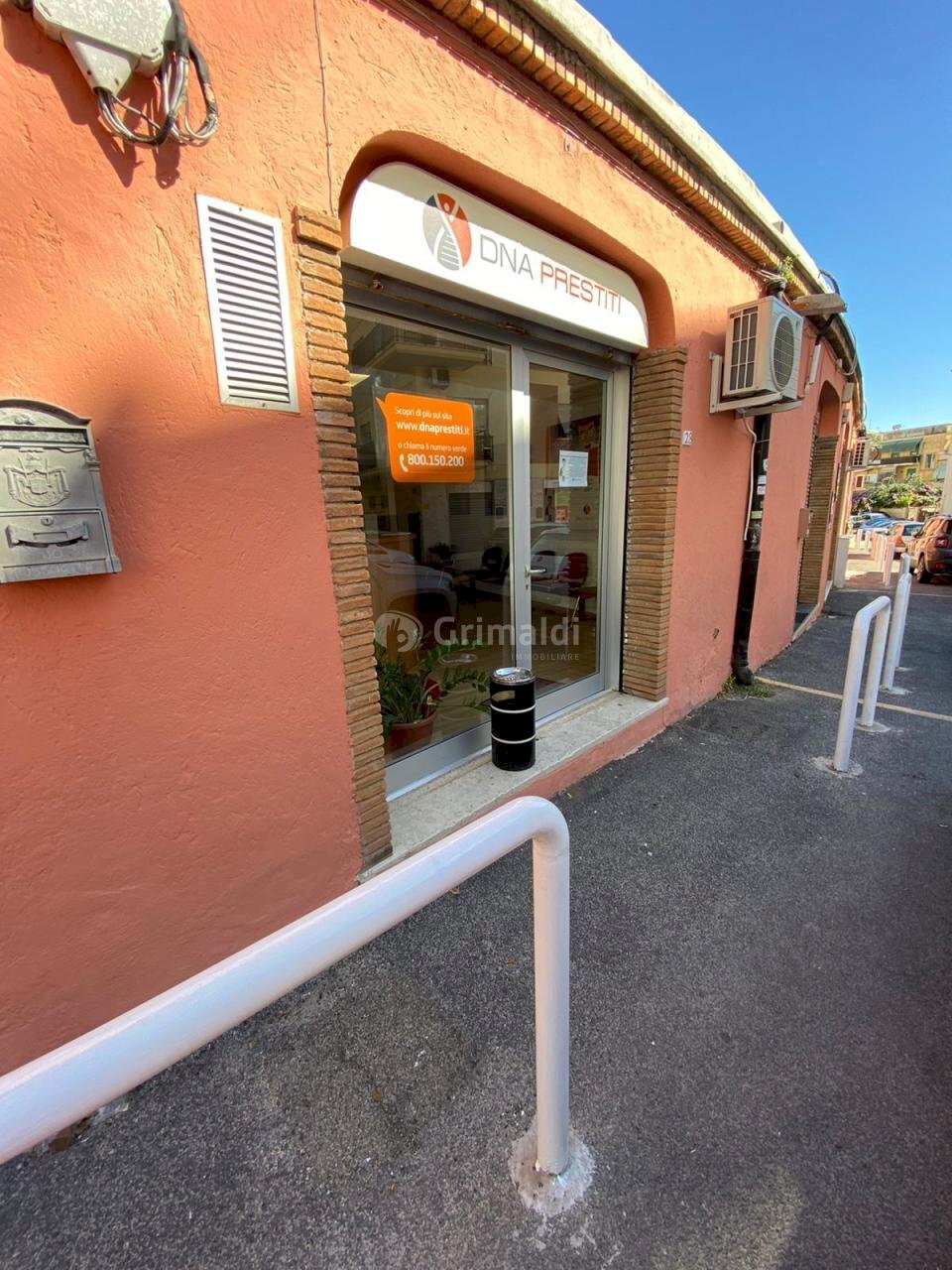 901b4307-aa92-4771-bb24-bd665f9f2e23.jpg - Commercial Premises Via Francesco Breschi 28, Anzio - photo 2