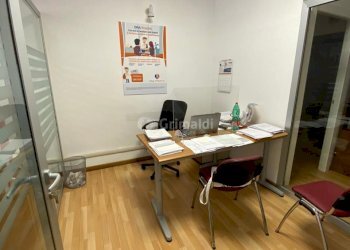 b3cc5723-f21e-4434-ac0a-f6f3ca35fa13.jpg - Locale Commerciale Via Francesco Breschi 28, Anzio - foto 6