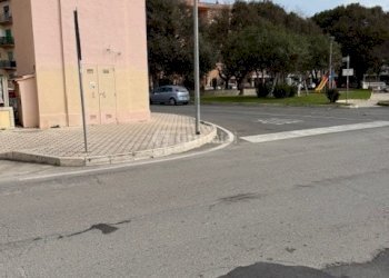 IMG_4381.jpg - Magazzino Viale Guglielmo Marconi 229, Anzio - foto 4