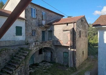 WhatsApp Image 2025-09-11 at 15.39.23 (2).jpeg - Terratetto - Terracielo Campo Benedetto 1, Varese Ligure - foto 1