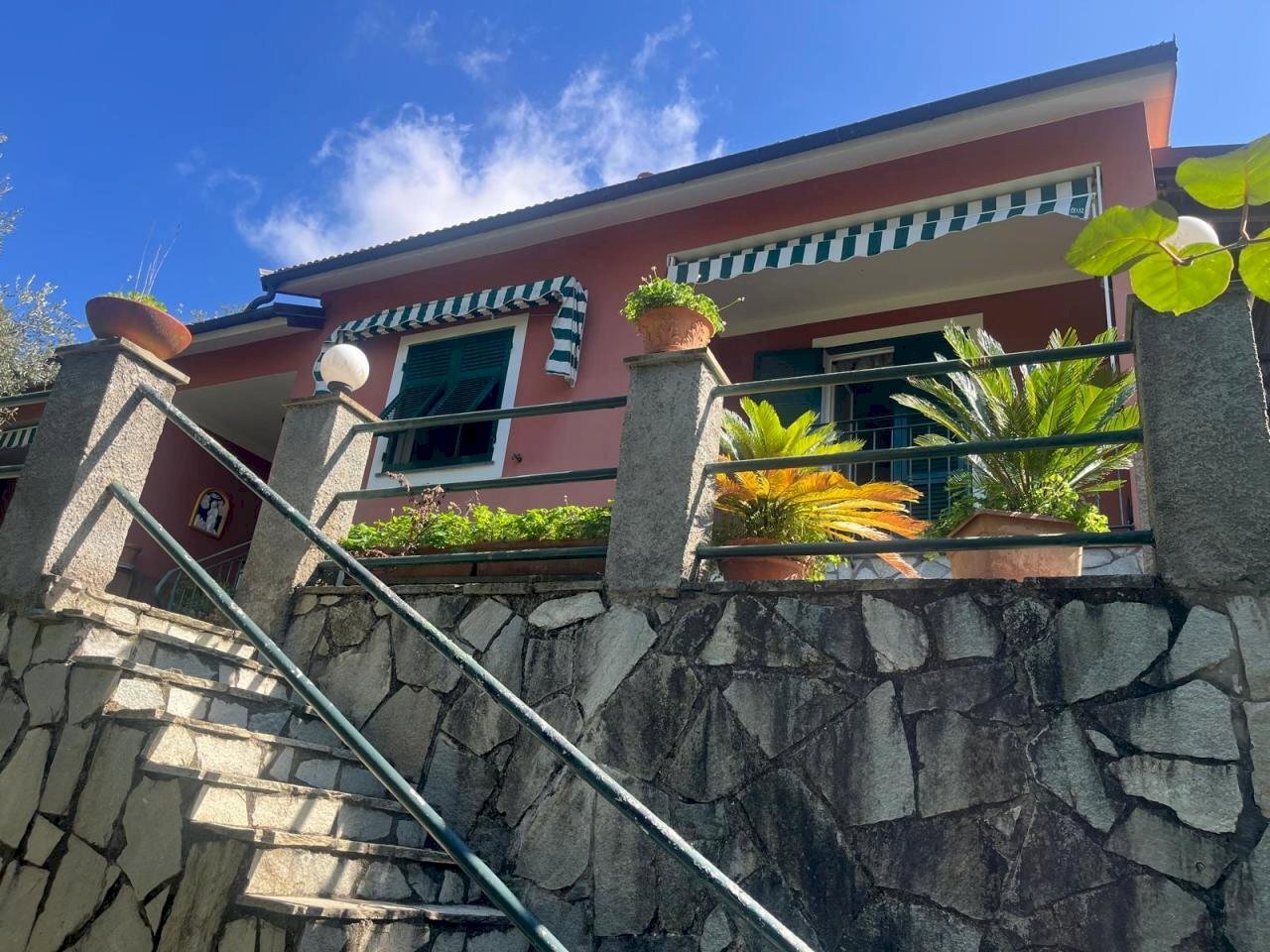 WhatsApp Image 2025-09-08 at 10.37.58 (7).jpeg - Villa Via Salvatore Gatti 19, Castiglione Chiavarese - photo 1