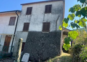 WhatsApp Image 2025-07-21 at 12.10.33 (7).jpeg - Portion of a house Via IV Novembre 20, Maissana - photo 1