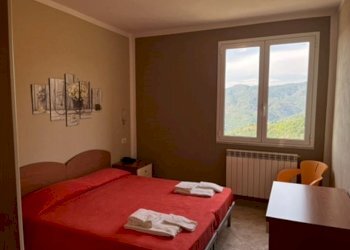 WhatsApp Image 2025-02-07 at 17.40.34.jpeg - Hotel - Accommodation facility Via Giacomo Leopardi 10, Carro - photo 13