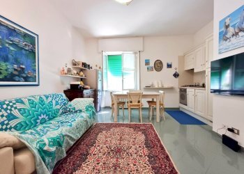 20250428_100726.jpg - Four-room apartment Via Novara 2, Sestri Levante - photo 1