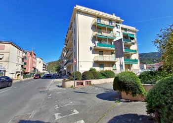 20250428_103126.jpg - Four-room apartment Via Novara 2, Sestri Levante - photo 15