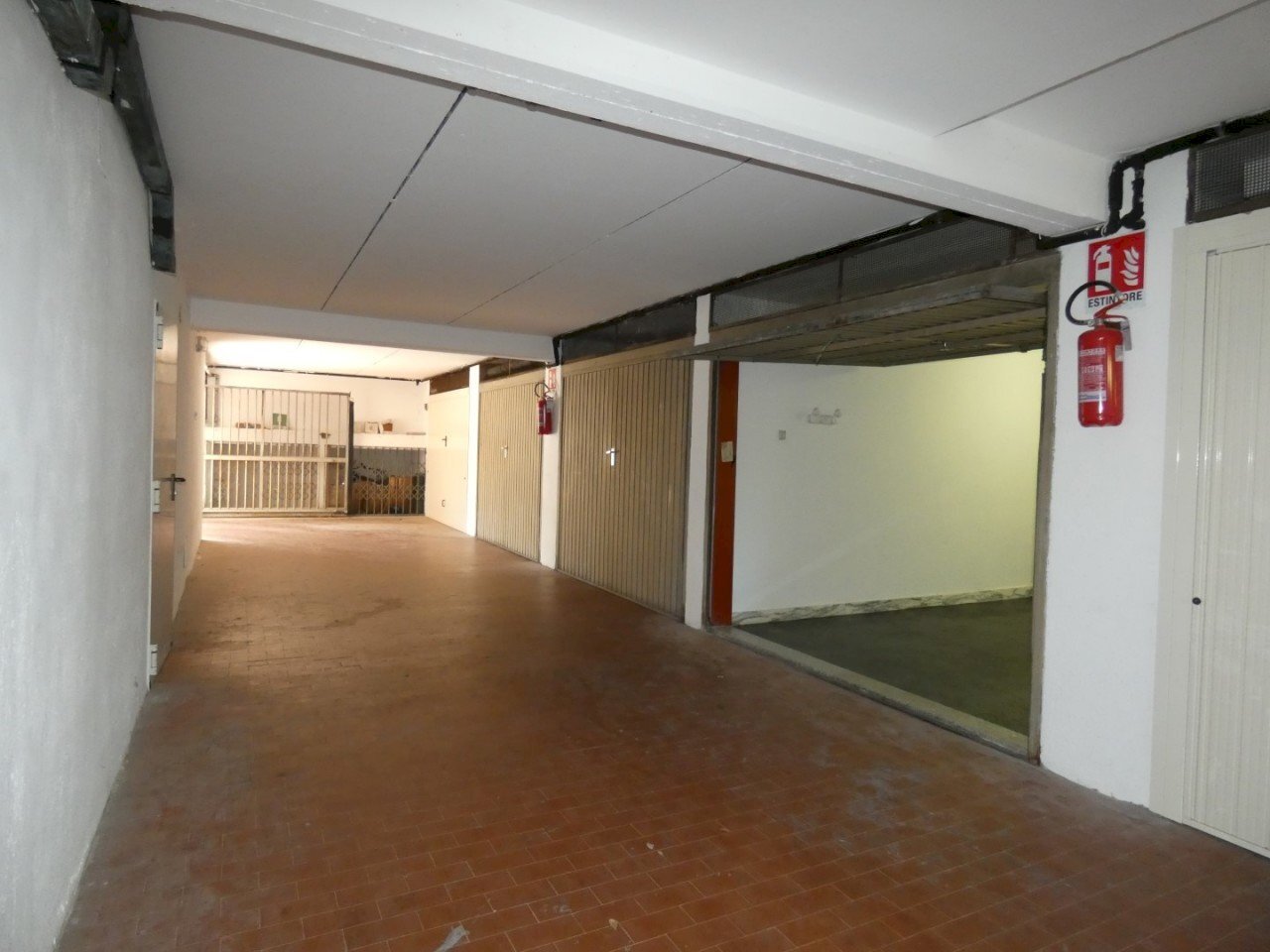 P1010507.JPG - Magazzino Via Olanda 28, Sestri Levante - foto 3