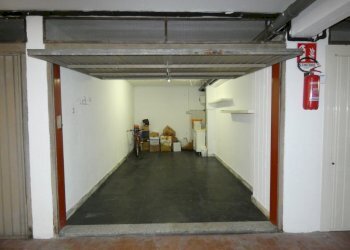 P1010506.JPG - Magazzino Via Olanda 28, Sestri Levante - foto 2