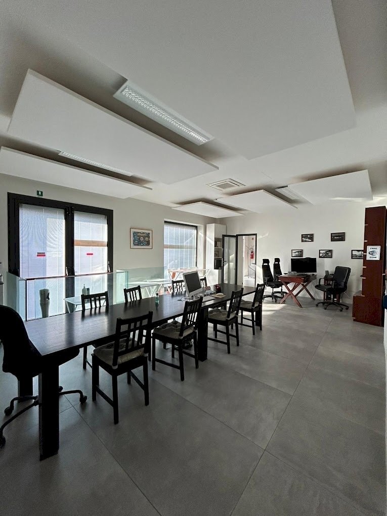 2. entrata.jpg - Locale Commerciale Via Nazionale 187, Sestri Levante - foto 2