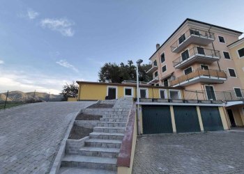 WhatsApp Image 2024-11-21 at 08.18.05.jpeg - Quadrilocale Via San Lazzaro, Casarza Ligure - foto 2