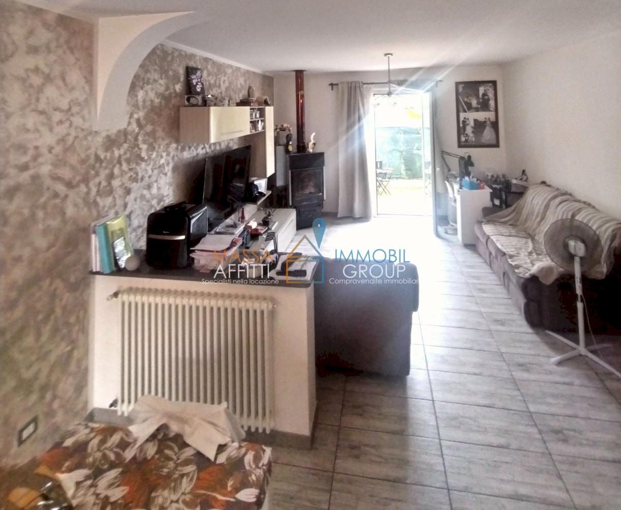 1.jpg - Villa a Schiera Via Traversa Alteta 10, Massa - foto 3