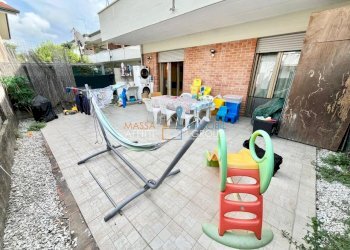 12.jpg - Trilocale Via del Balico 8, Massa - foto 2