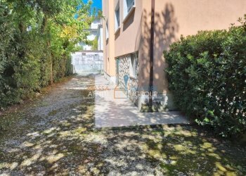 26.jpg - Appartamento Via Paolo Ferrari 18, Massa - foto 24