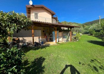 WhatsApp Image 2025-09-08 at 09.48.41 (5).jpeg - Villa Via Villaggio Castagnara 269, Massa - foto 1