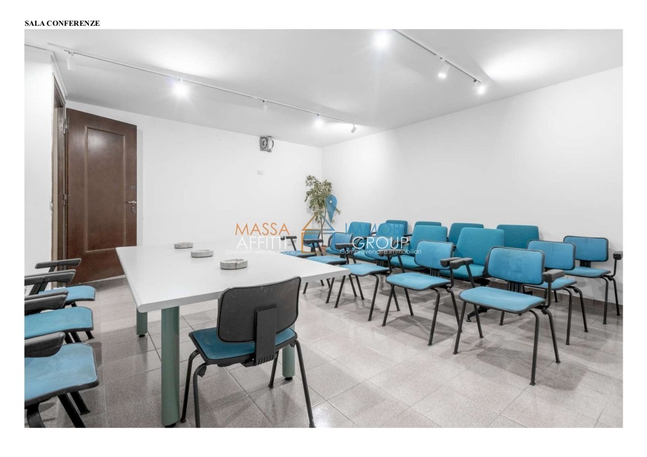 Cavour00014.jpg - Office Via Cairoli 30, Massa - photo 1