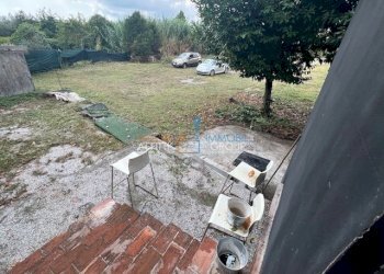 IMG_2291.jpg - Laboratorio Via Bagaglione 41, Massa - foto 2