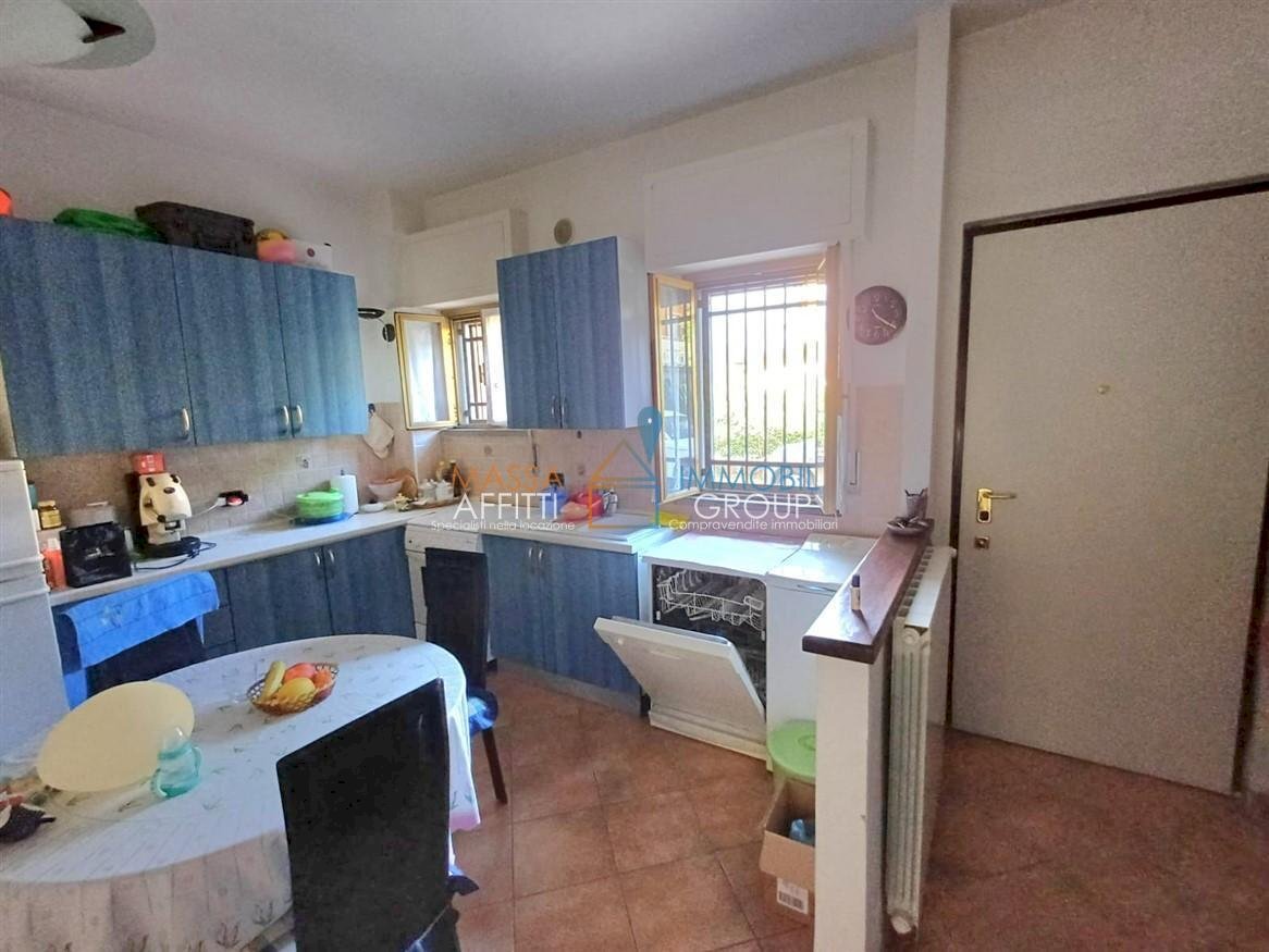 5.jpg - Terraced Villa Via Fenice 70, Massa - photo 3