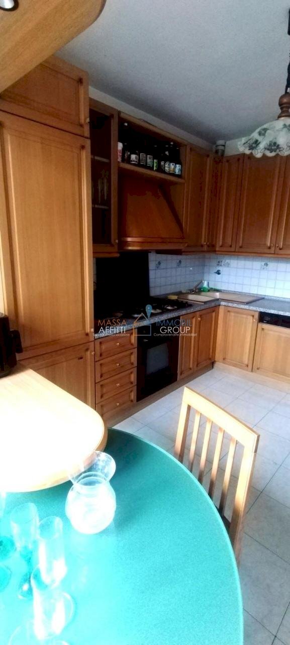 4.jpg - Appartamento Via Poggioletto 21, Massa - foto 2