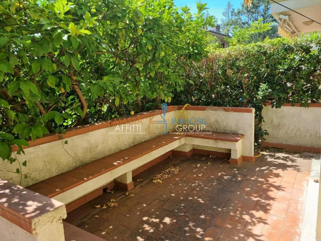 19.jpg - Villa a Schiera Via Arezzo 88, Massa - foto 1