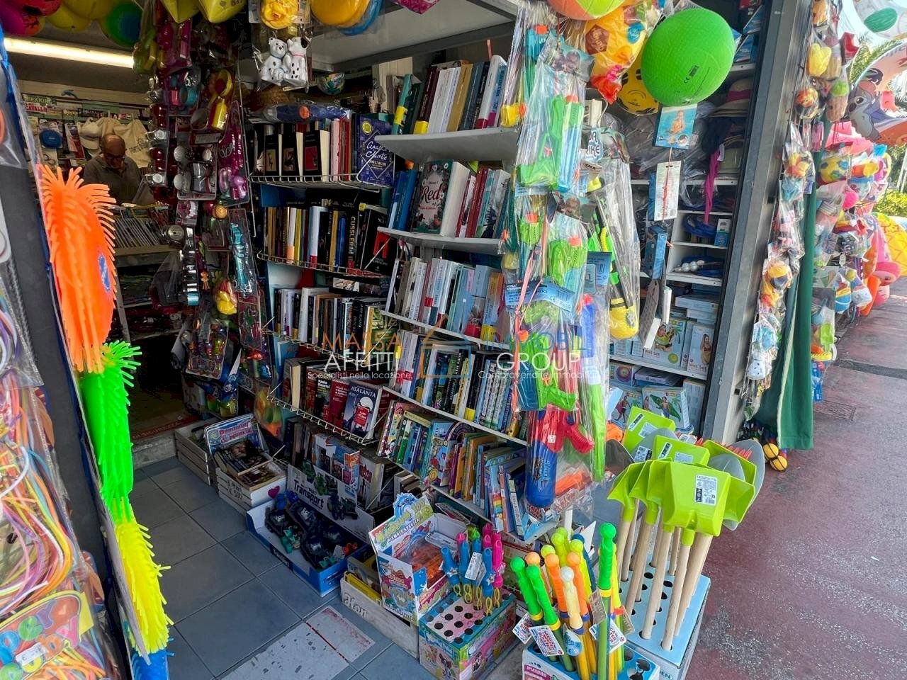 WhatsApp Image 2025-07-17 at 11.29.20 (5).jpeg - Newsagents - Newsagents with Kiosk Forte dei Marmi - photo 2