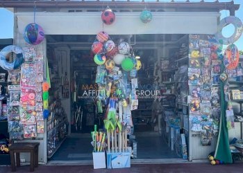 1-WhatsApp Image 2025-07-17 at 11.29.20 (1).jpeg.j - Edicole - Edicole con Chiosco Forte dei Marmi - foto 1