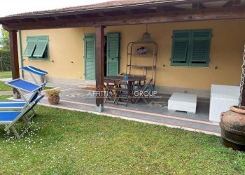 1043030-yqhp86e.jpg - Porzione di casa Via Flli Cervi 106, Forte dei Marmi - foto 1