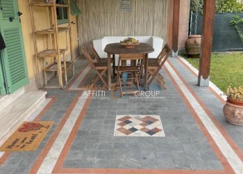 1043030_zgim5d42jna.jpg - Porzione di casa Via Flli Cervi 106, Forte dei Marmi - foto 5