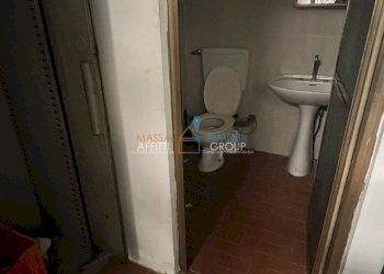 IMG_1406.jpg - Laboratorio Via del Papino 15, Massa - foto 13