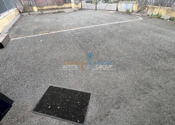 IMG_1377.jpg - Locale Commerciale Via del Papino 15, Massa - foto 2