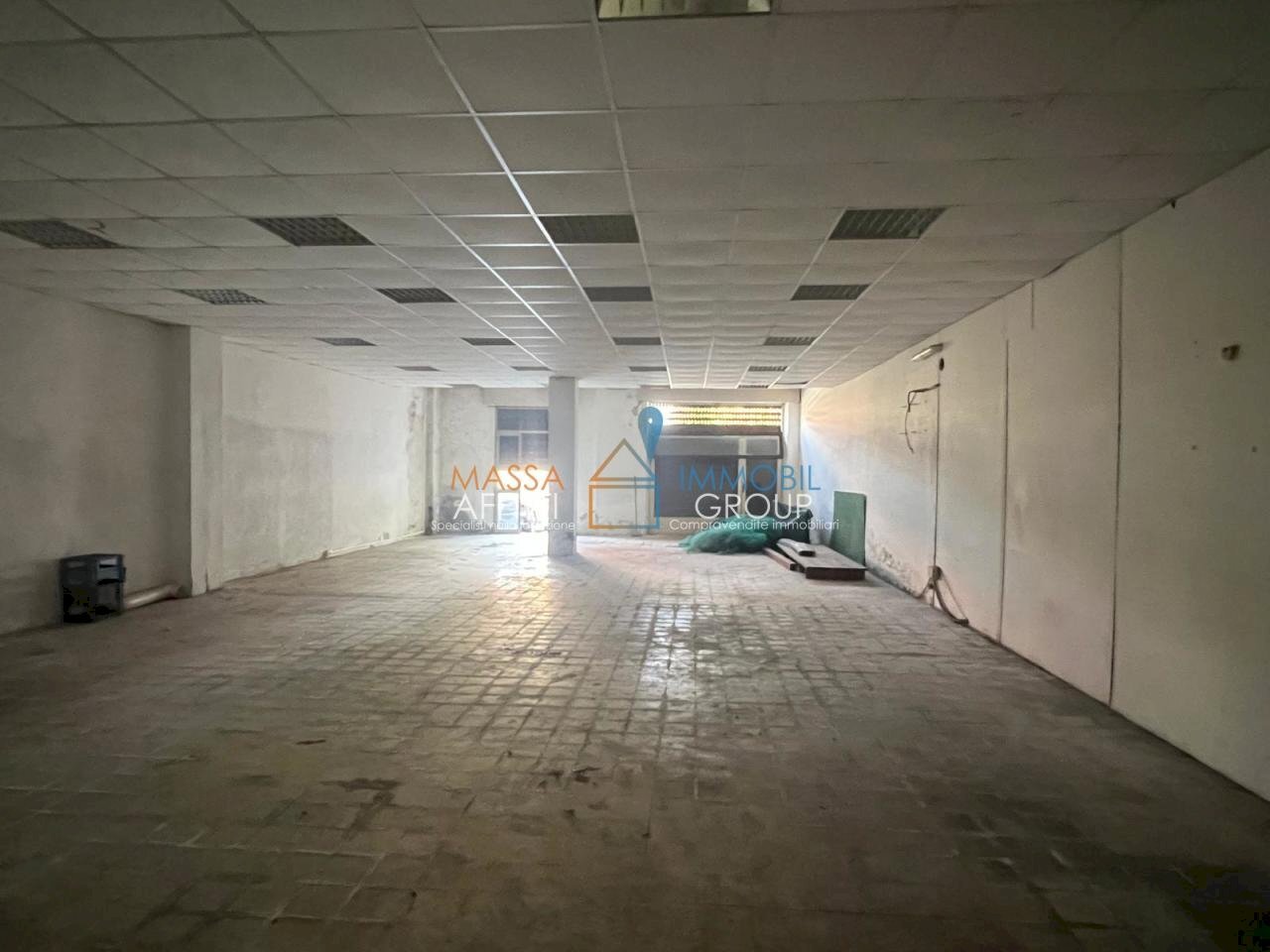 WhatsApp Image 2025-04-24 at 11.56.59 (11).jpeg - Commercial Premises Via Rinchiostra 84, Massa - photo 1