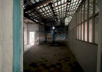 WhatsApp Image 2025-04-24 at 11.56.59 (7).jpeg - Locale Commerciale Via Rinchiostra 84, Massa - foto 4