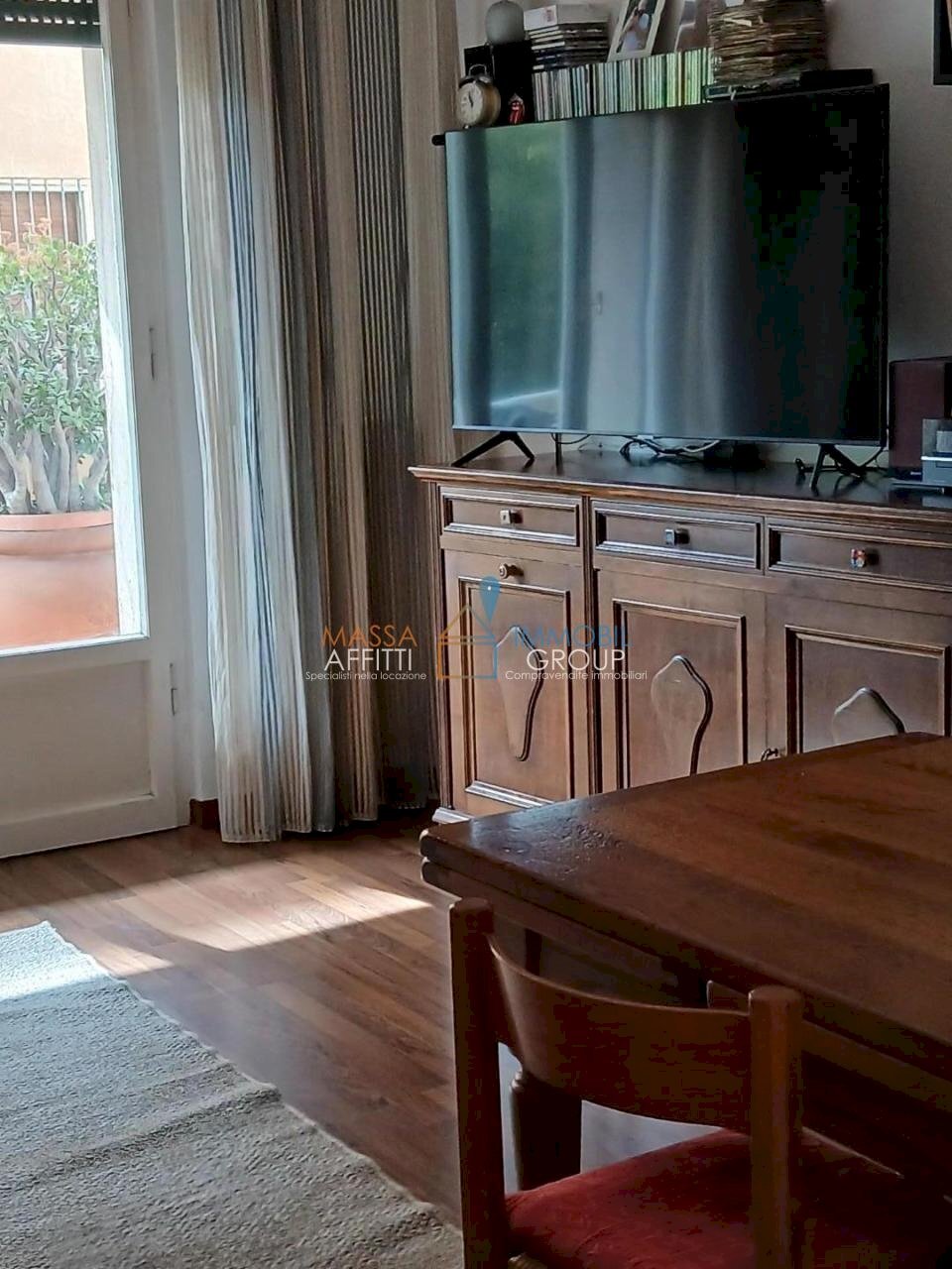 6.jpg - Four-room apartment Viale Eugenio Chiesa 21, Massa - photo 3