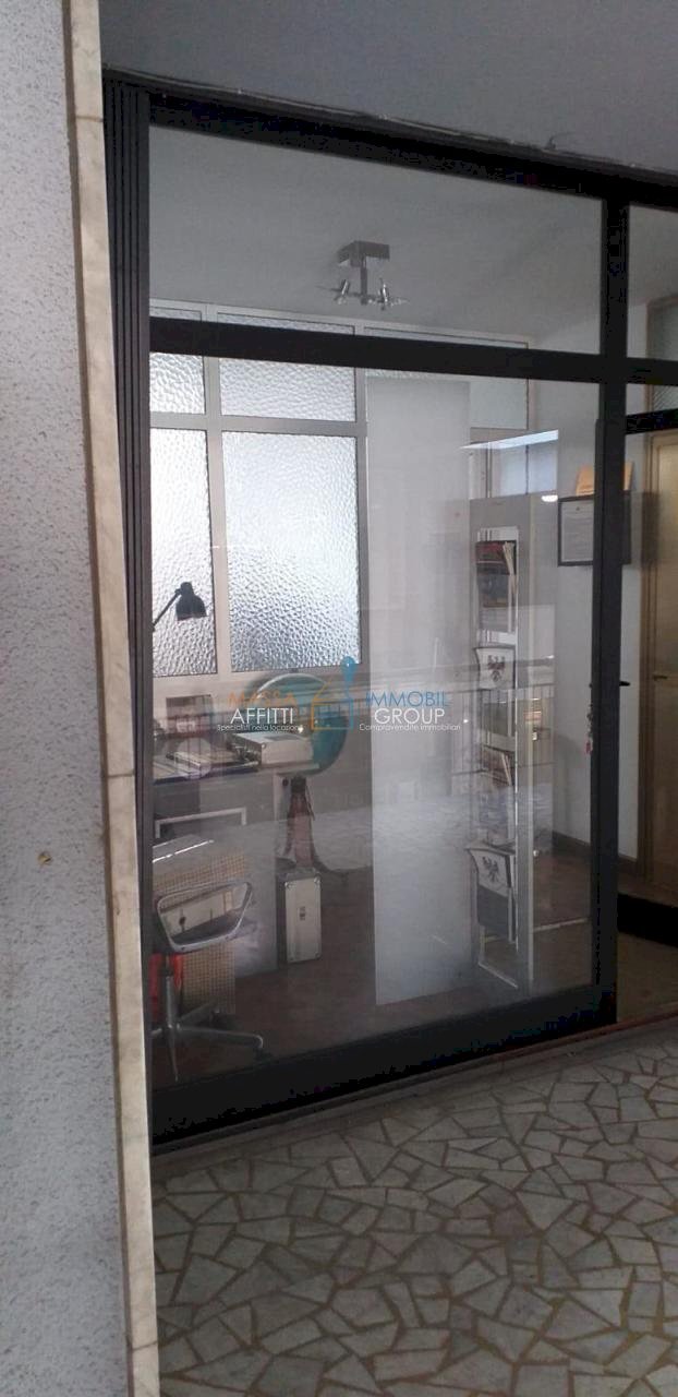 8.jpeg - Office Via del Patriota 6, Massa - photo 1
