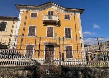 IMG_0651.jpg - Villa a Schiera Via Pietro Pellegrini 17, Massa - foto 1