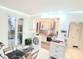 m-c.jpg - Porzione di casa Via Gorizia 21, Massa - foto 1