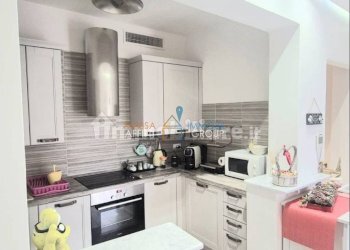 m-c1.jpg - Porzione di casa Via Gorizia 21, Massa - foto 3