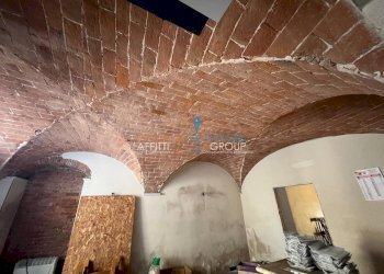 WhatsApp Image 2025-03-31 at 17.00.45 (10).jpeg - Magazzino Via Gino Menconi 23BIS, Carrara - foto 6