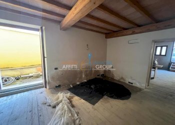 WhatsApp Image 2025-03-31 at 17.00.45 (6).jpeg - Magazzino Via Gino Menconi 23BIS, Carrara - foto 10