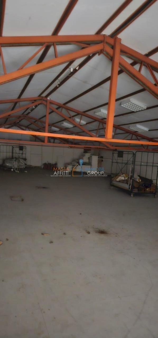 8.jpg - Locale Commerciale Strada Statale 330 di Buonviaggio 19, Vezzano Ligure - foto 3