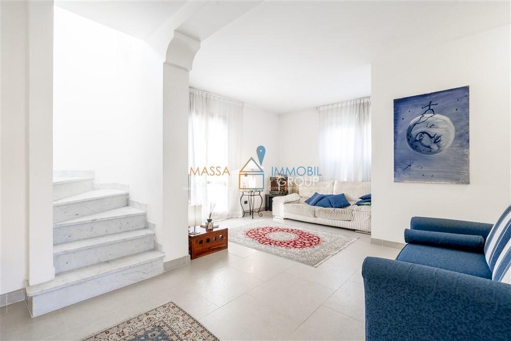 1.jpg - Porzione di casa Viale Marina 114, Montignoso - foto 2