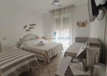 32.jpg - Villa Via Paolo Ferrari 37, Massa - foto 27