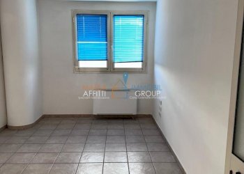 29.jpg - Locale Commerciale Via Frassina 65, Massa - foto 25