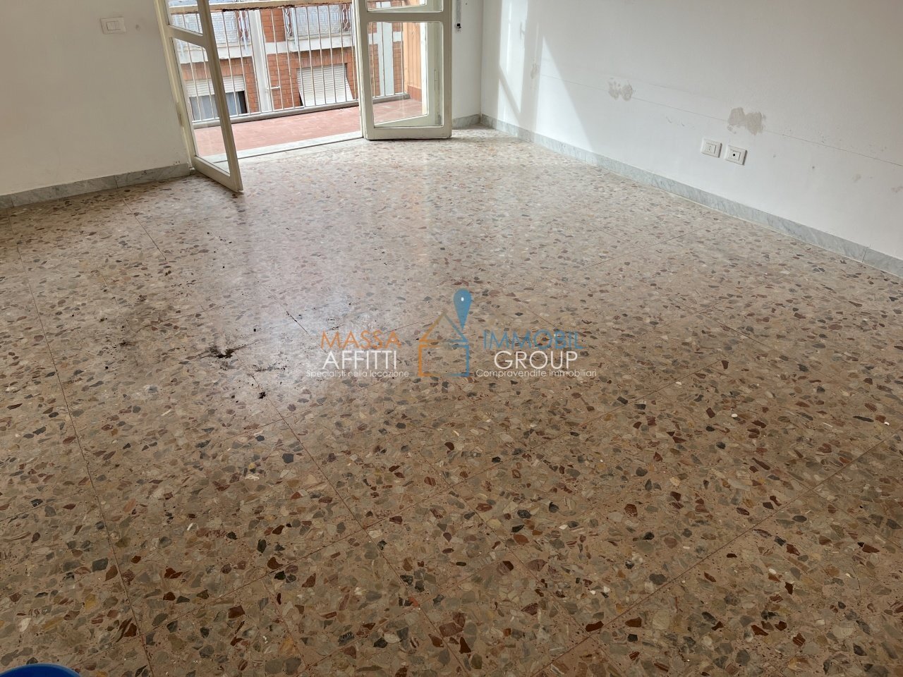 IMG_3381 2.JPG - Four-room apartment Via Felice Cavallotti 8, Carrara - photo 1