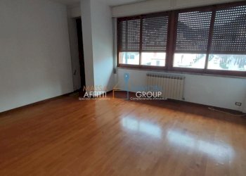 11.jpg - Appartamento Via Democrazia 379, Massa - foto 1