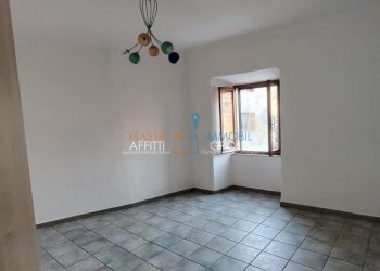 5.jpg - Quadrilocale Frazione Pariana, Massa - foto 4