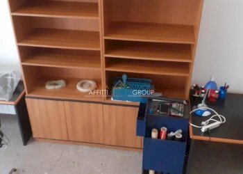 1215025-ygejy88q.jpg - Locale Commerciale Via Giuseppe Pietri 14, Massa - foto 5