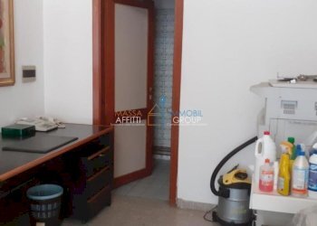 1215025-2idcb95v.jpg - Locale Commerciale Via Giuseppe Pietri 14, Massa - foto 8