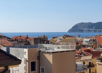 20200825_101118.jpg - Attico Via Giuseppe Mazzini 38, Alassio - foto 9